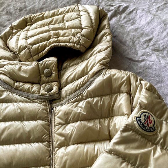 Moncler Barbel Lightweight Down Coat Beige Sz (0) XS Down Puffer Parka Warm Chic - Picture 6 of 9